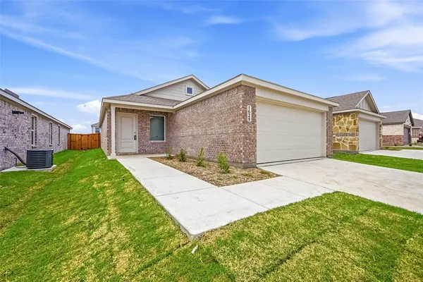 a front view of house with yard