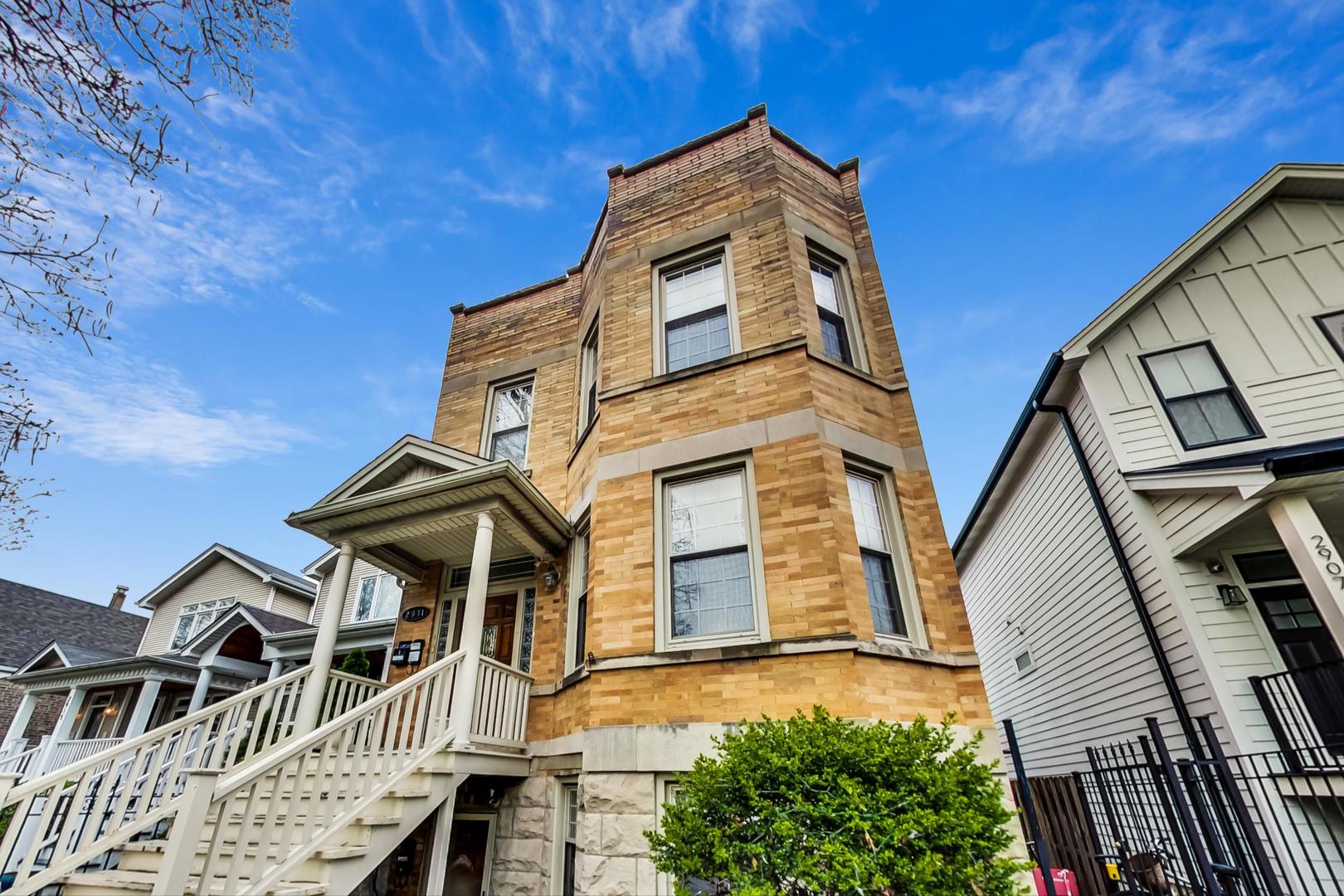 2911 North Talman Avenue, Unit 1 Chicago, IL 60618 - Photo 21 of 21 front view of a house