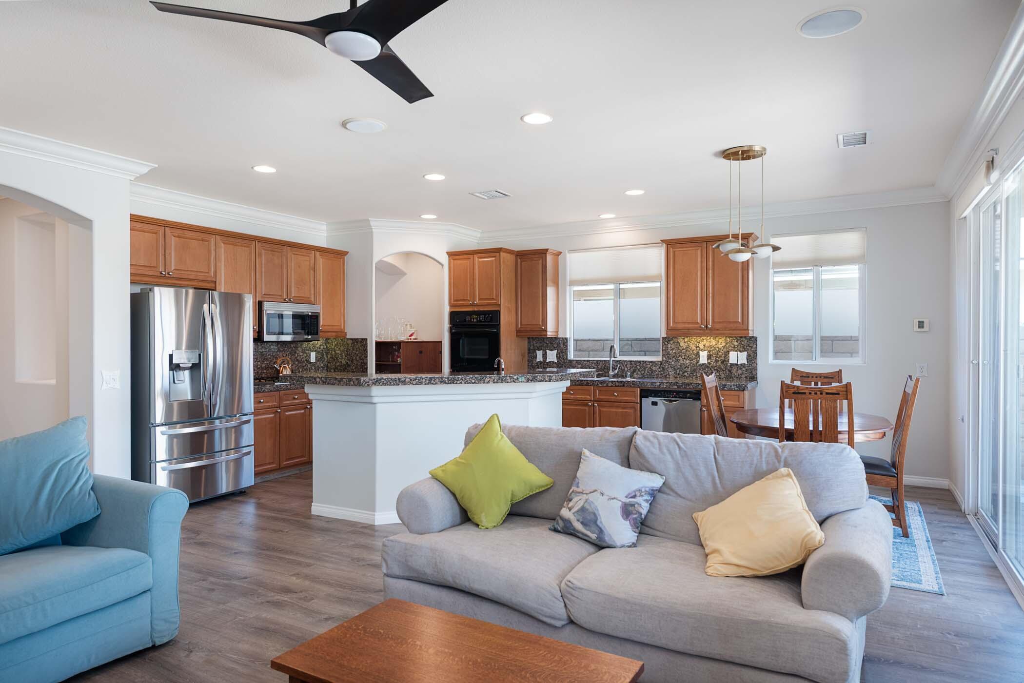 245 Via Martelli Rancho Mirage, CA 92270 - Photo 4 of 42 5