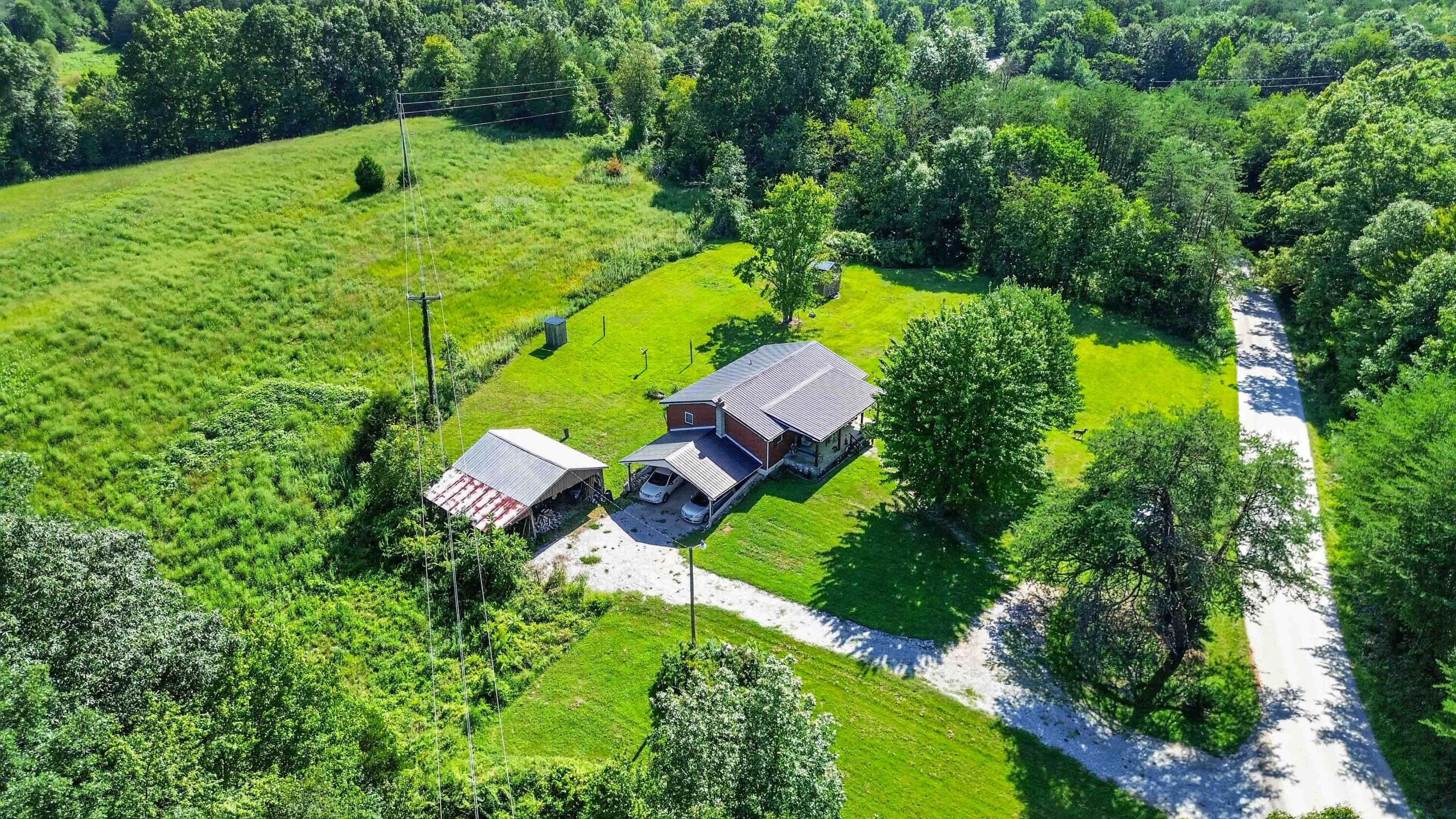 620 Henson Creek Road Liberty, KY 42539 - Photo 13 of 42 036