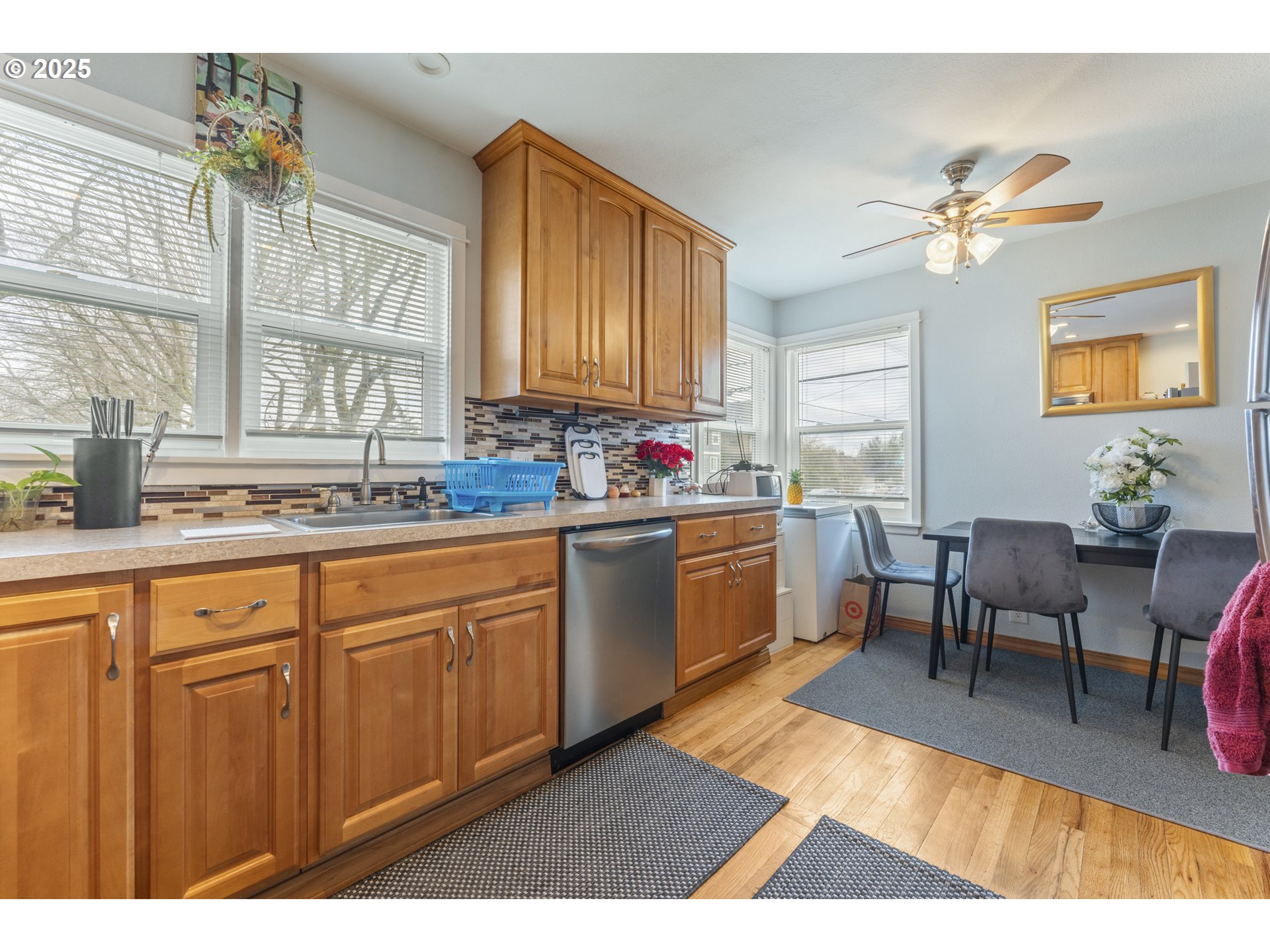 2208 North Kilpatrick Street Portland, OR 97217 - Photo 9 of 34 Gallery Image 9