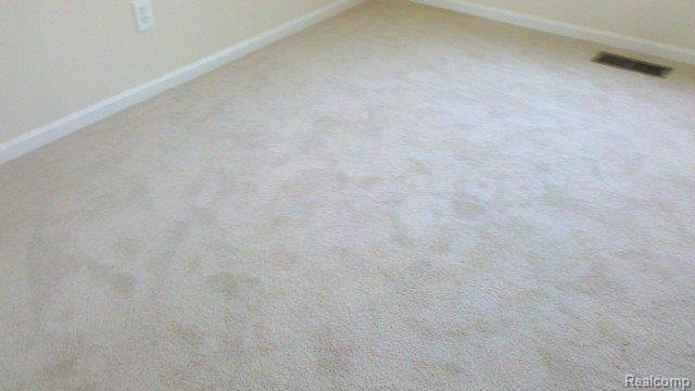 22 Eagle Ridge Road Lake Orion, MI 48360 - Photo 10 of 14 bed3.jpg