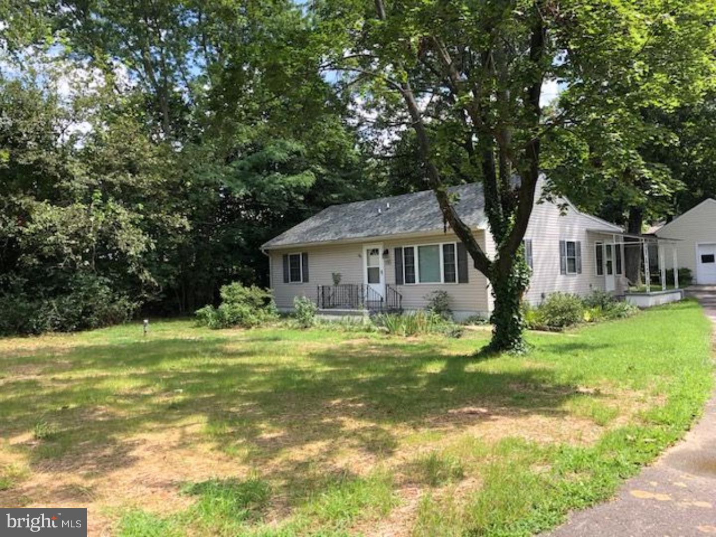 858 Jarvis Road Sicklerville, NJ 08081 - Photo 2 of 20 Front Yard