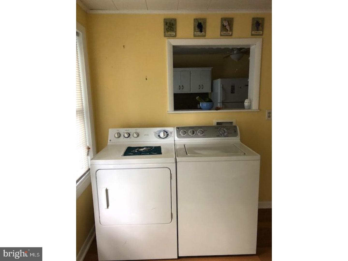 858 Jarvis Road Sicklerville, NJ 08081 - Photo 17 of 20 Laundry Room