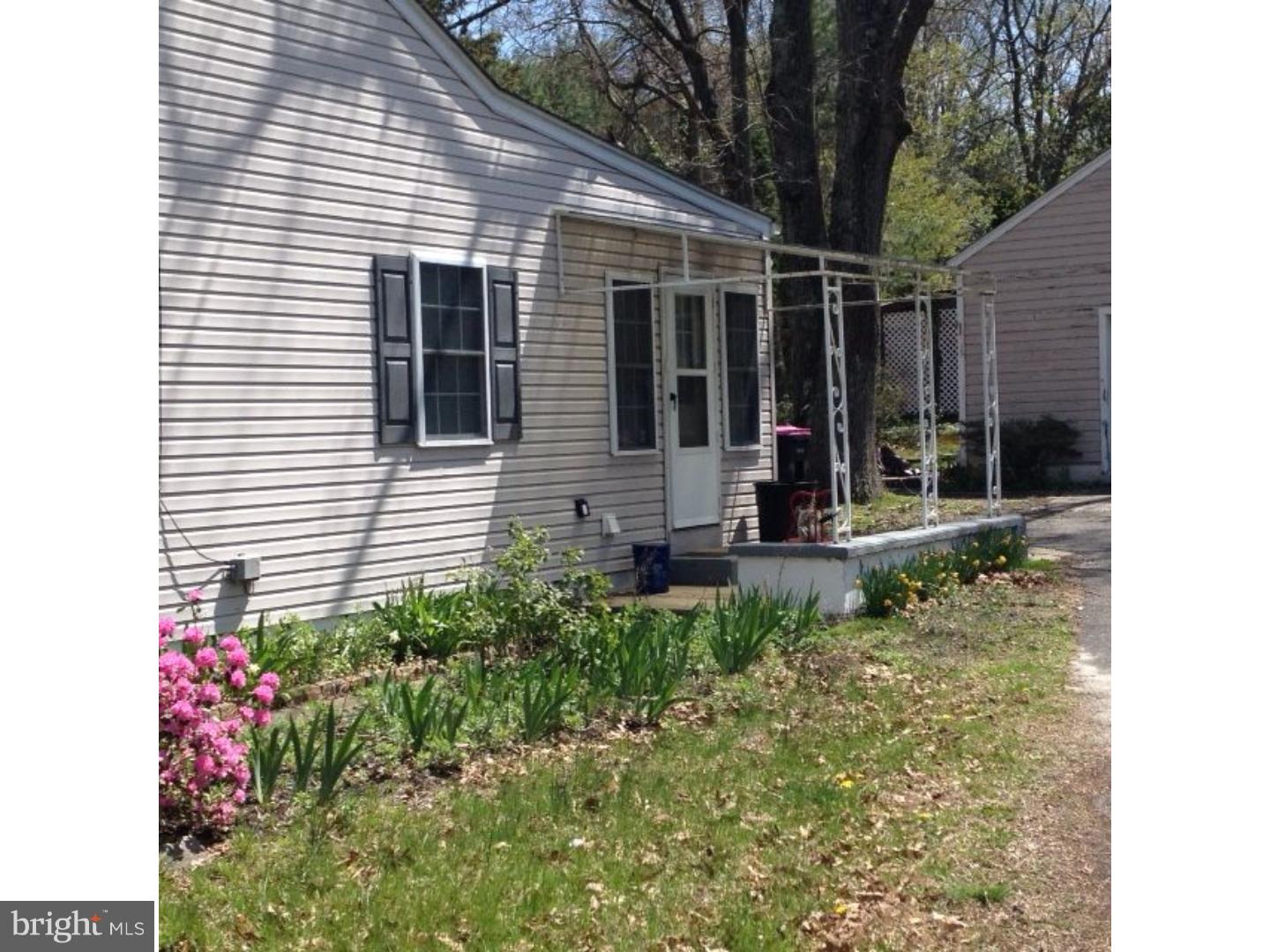 858 Jarvis Road Sicklerville, NJ 08081 - Photo 4 of 20 Exterior Side
