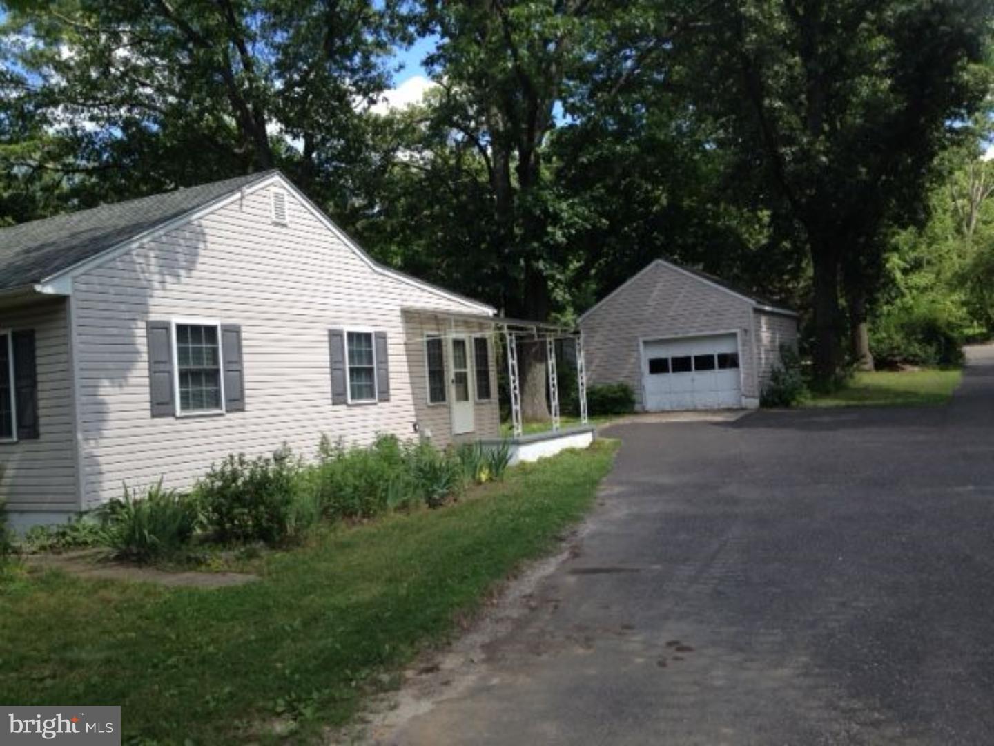 858 Jarvis Road Sicklerville, NJ 08081 - Photo 6 of 20 Exterior Side