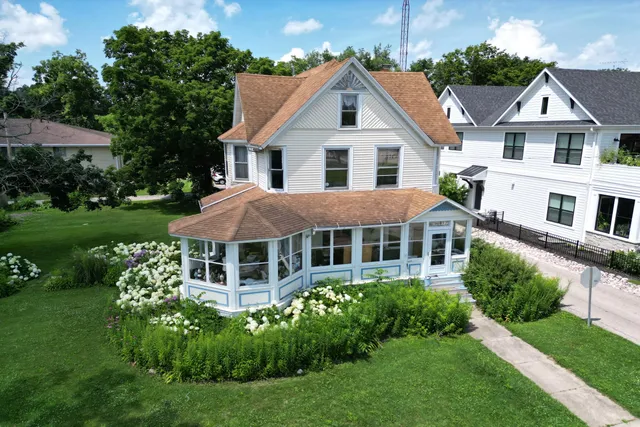 $850,000 | 316 Madison Street, Lake Geneva, WI 53147