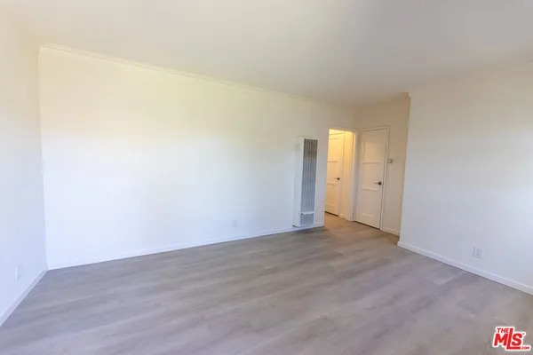 $1,875 | 1940 South Robertson Boulevard, Unit 1, Los Angeles, CA 90034