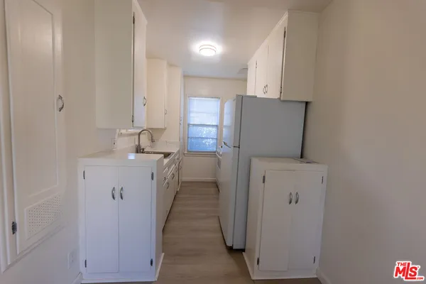 $1,875 | 1940 South Robertson Boulevard, Unit 1, Los Angeles, CA 90034