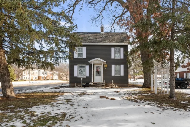 $153,900 | 3202 Archer Drive, East Moline, IL 61244