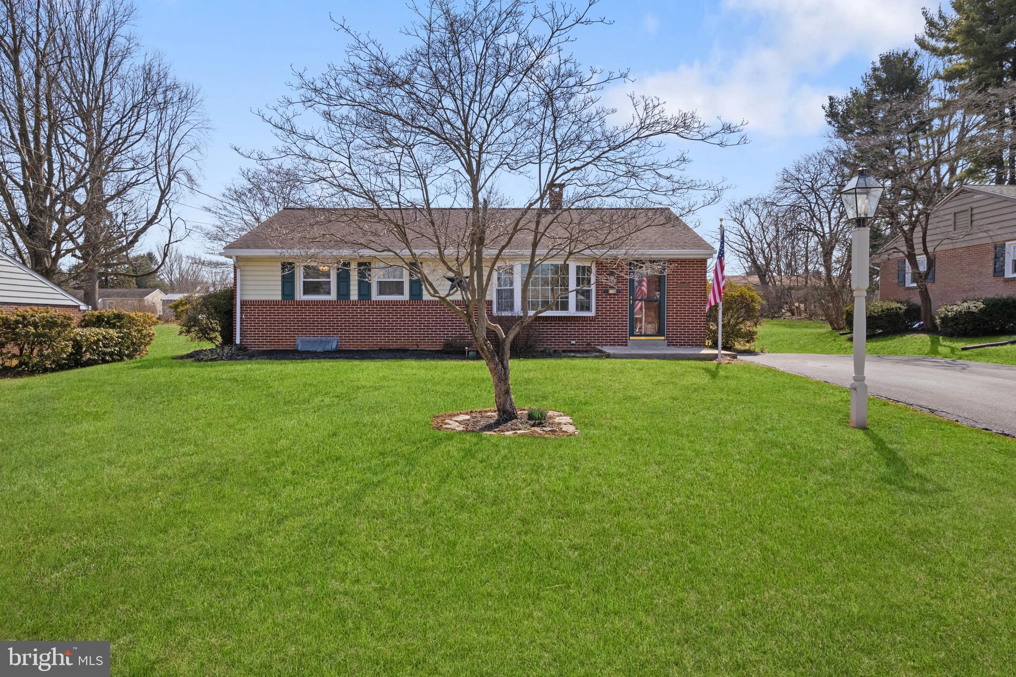 1538 Lambeth Road Lancaster, PA 17601 - Photo 2 of 57