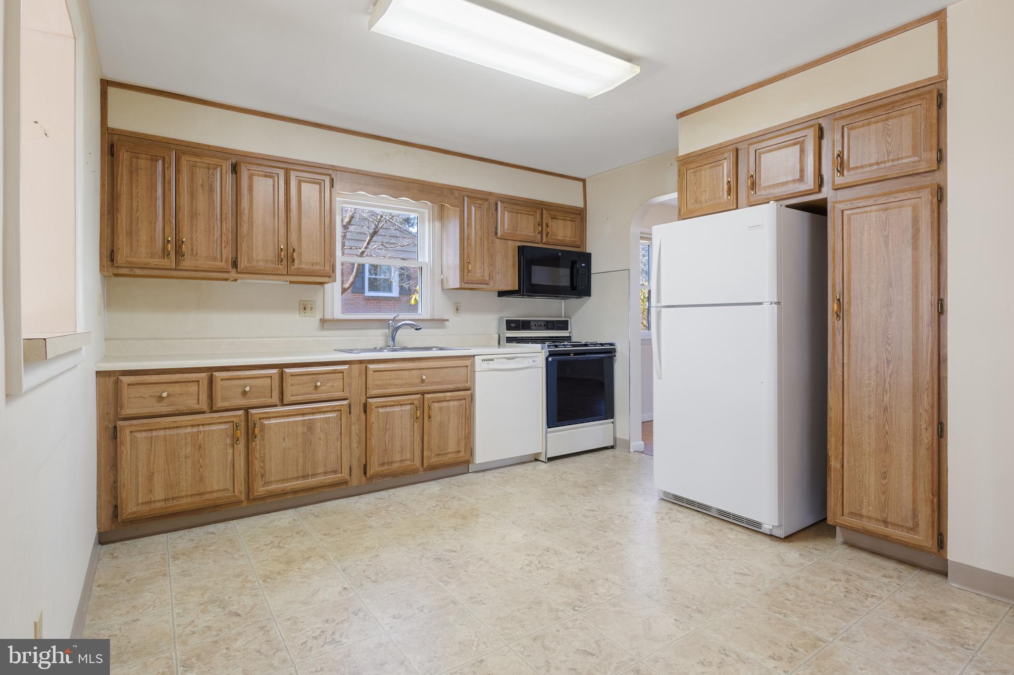 1538 Lambeth Road Lancaster, PA 17601 - Photo 7 of 57