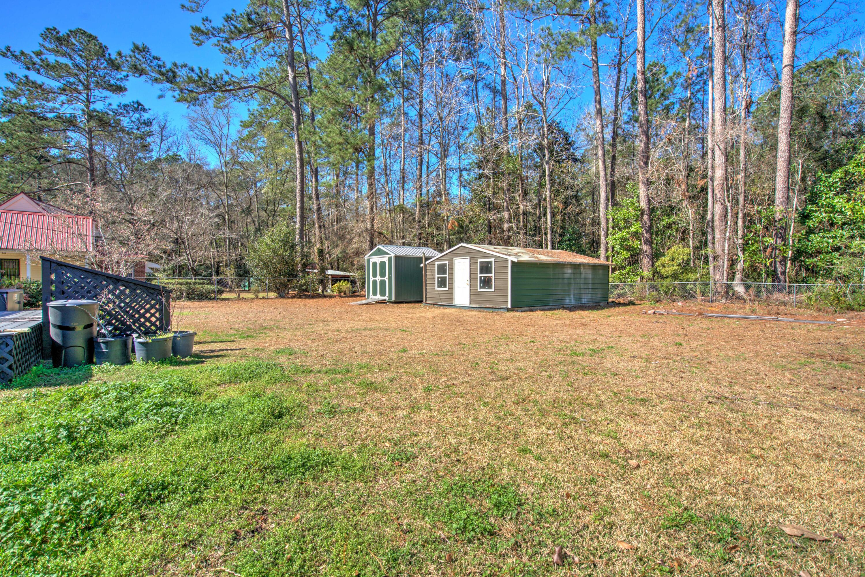 114 Sharon Drive Walterboro, SC 29488 - Photo 44 of 48 DSC07782_3_4Interior 3