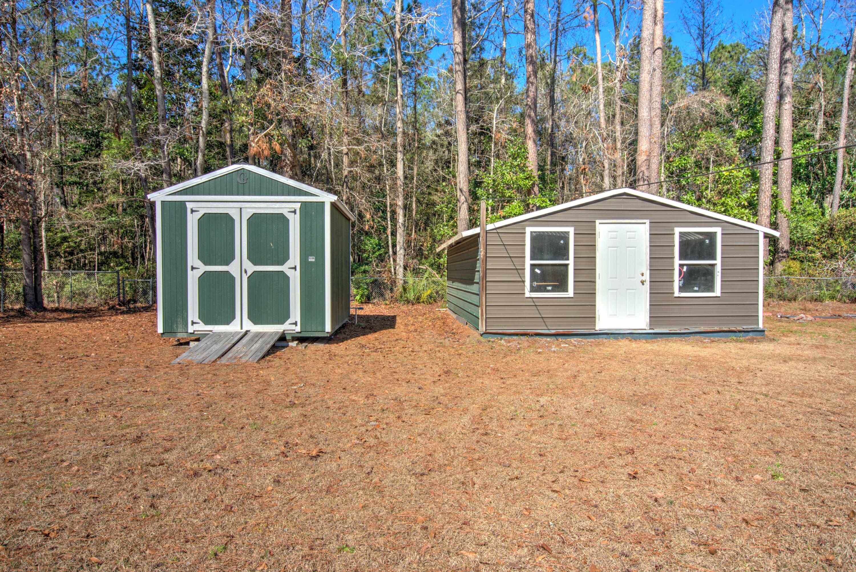 114 Sharon Drive Walterboro, SC 29488 - Photo 45 of 48 DSC07788_89_90Interior 3