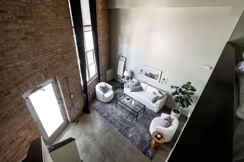 $264,200 | 3059 North Weil Street, Unit 124, Milwaukee, WI 53212