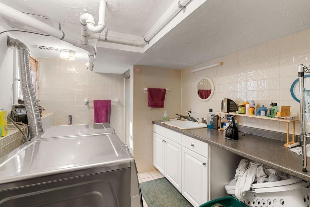 17 Dean Road Wayland, MA 01778 - Photo 22 of 23 Gallery Image 22