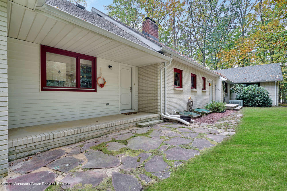 194 Bartley Road Jackson, NJ 08527 - Photo 4 of 56 005_dsc06379-dsc06383_1