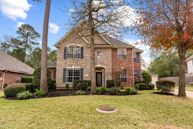 $4,800 | 78 South Bardsbrook Circle, The Woodlands, TX 77382