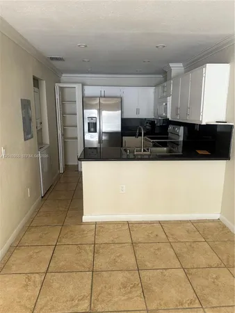 $2,200 | 8460 Southwest 156th Place, Unit 725, Miami, FL 33193