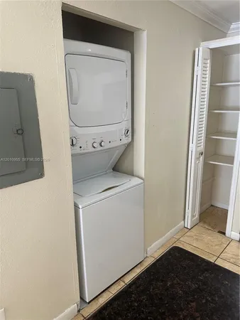 $2,200 | 8460 Southwest 156th Place, Unit 725, Miami, FL 33193