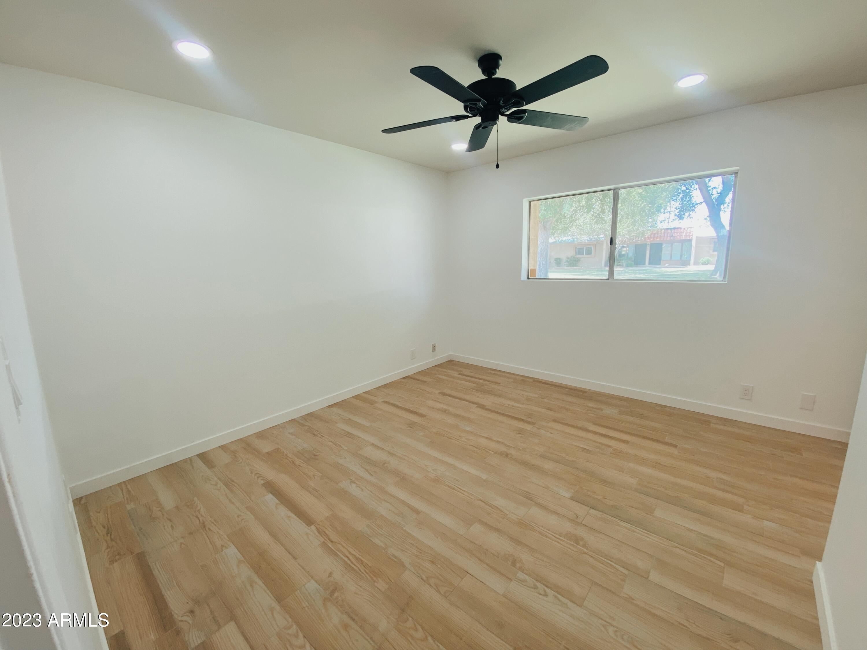 1320 East Bethany Home Road, Unit 16 Phoenix, AZ 85014 - Photo 7 of 13 D8C3EDF7-D61A-4D05-82DC-790D437A08F5