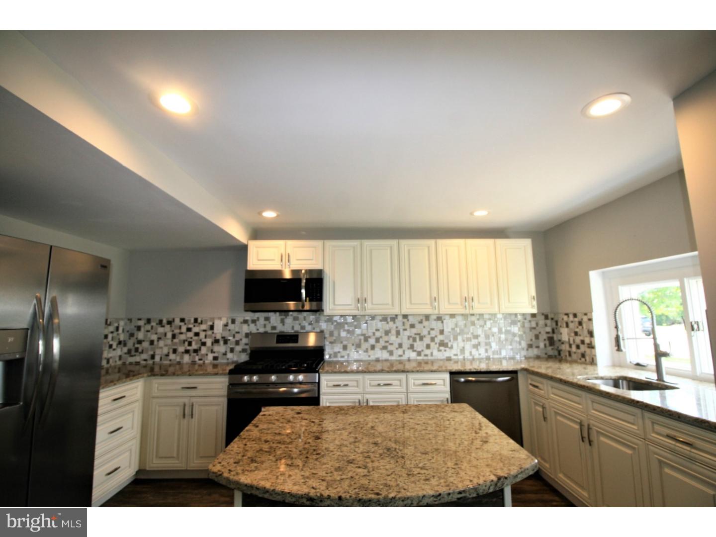 10 Dan Road Hamilton, NJ 08620 - Photo 7 of 20