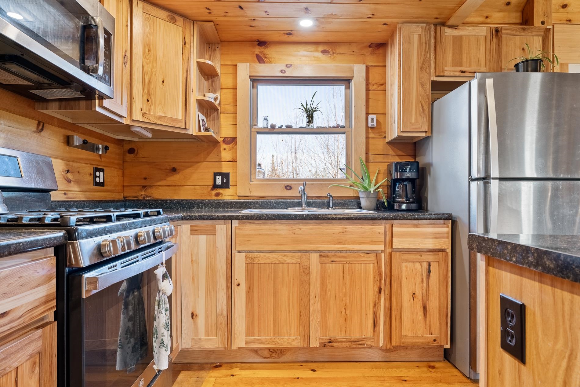 95 Bears Den Road Newbury, VT 05081 - Photo 10 of 33