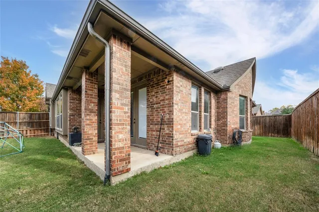 $515,000 | 1806 Park Highland Way, Arlington, TX 76012