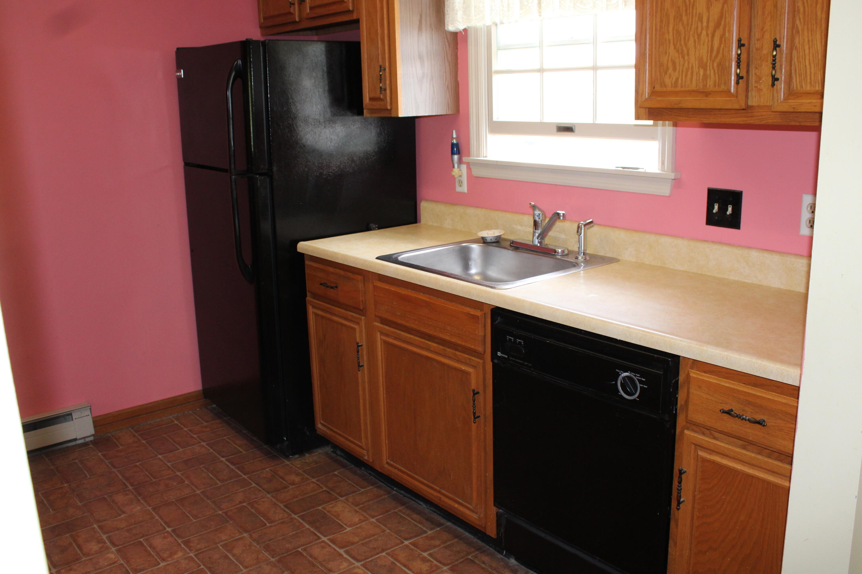48 Seth Square Plattsburgh, NY 12901 - Photo 5 of 19 Gallery Image 5
