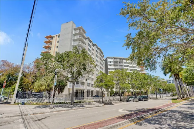 $229,000 | 2025 Northeast 164th Street, Unit 716, North Miami Beach, FL 33162