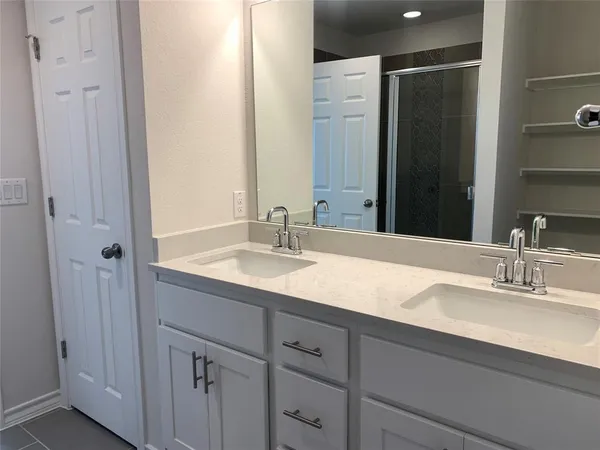 $3,000 | 4802 Star Jasmine Drive, Unit 115, Austin, TX 78723