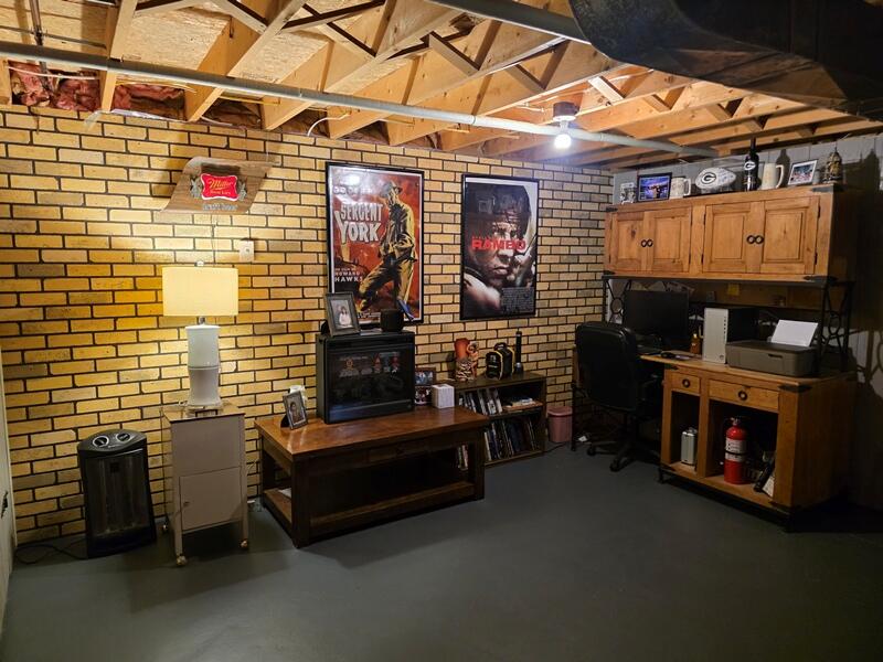 2330 38th Street Two Rivers, WI 54241 - Photo 25 of 39 Office