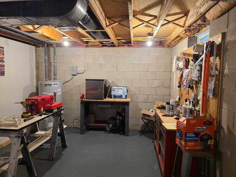 2330 38th Street Two Rivers, WI 54241 - Photo 29 of 39 Workshop