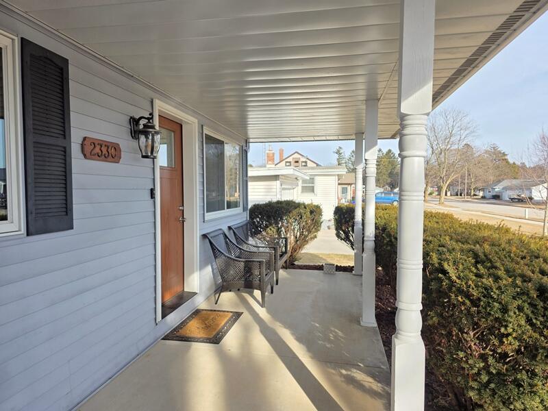 2330 38th Street Two Rivers, WI 54241 - Photo 35 of 39 Front porch