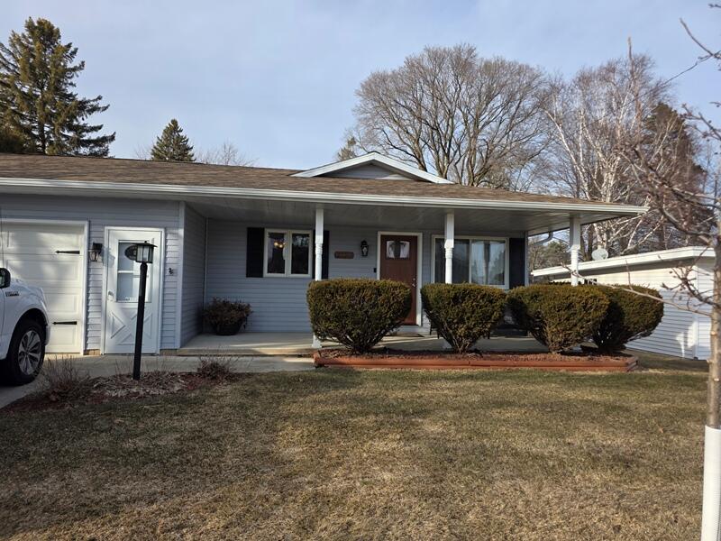 2330 38th Street Two Rivers, WI 54241 - Photo 36 of 39 Front