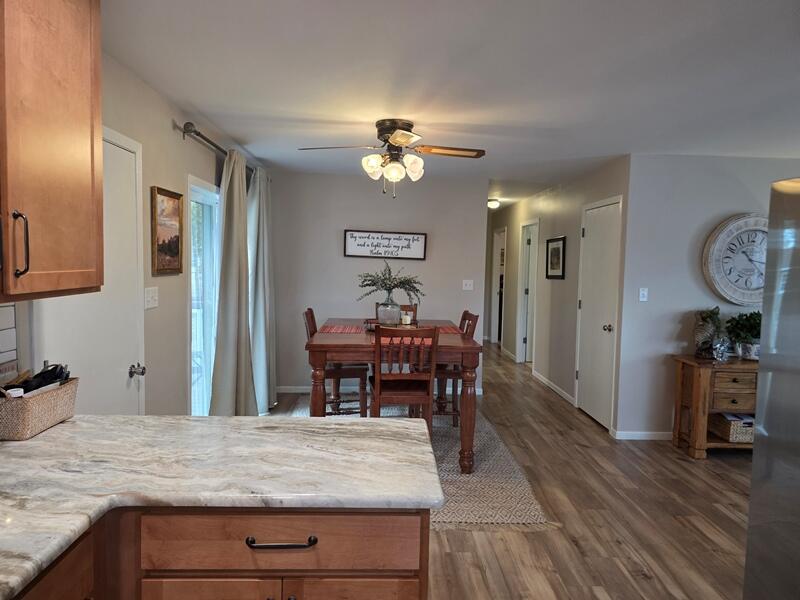 2330 38th Street Two Rivers, WI 54241 - Photo 9 of 39 Kit, DR