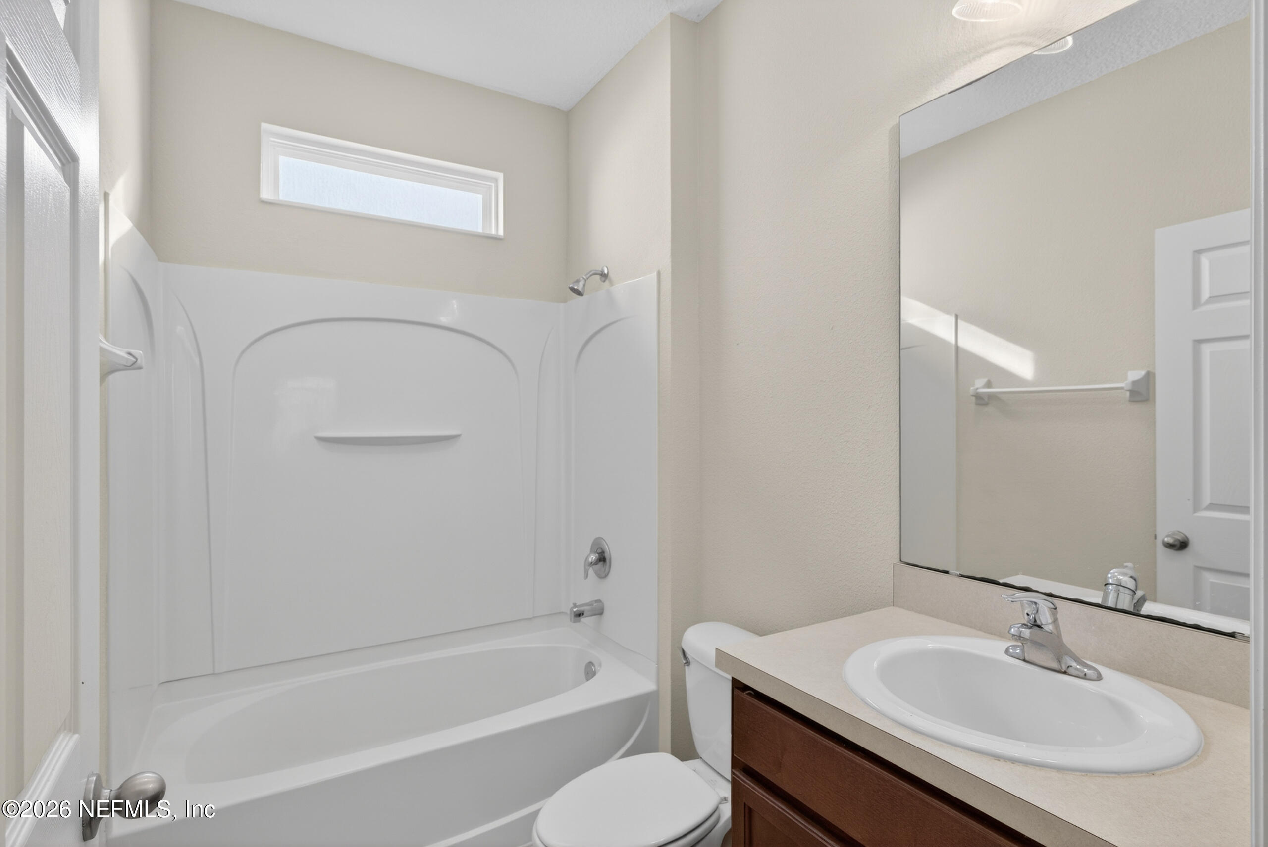 234 Taylor Ridge Avenue Ponte Vedra, FL 32081 - Photo 18 of 27 a bathroom with a sink toilet and bathtub