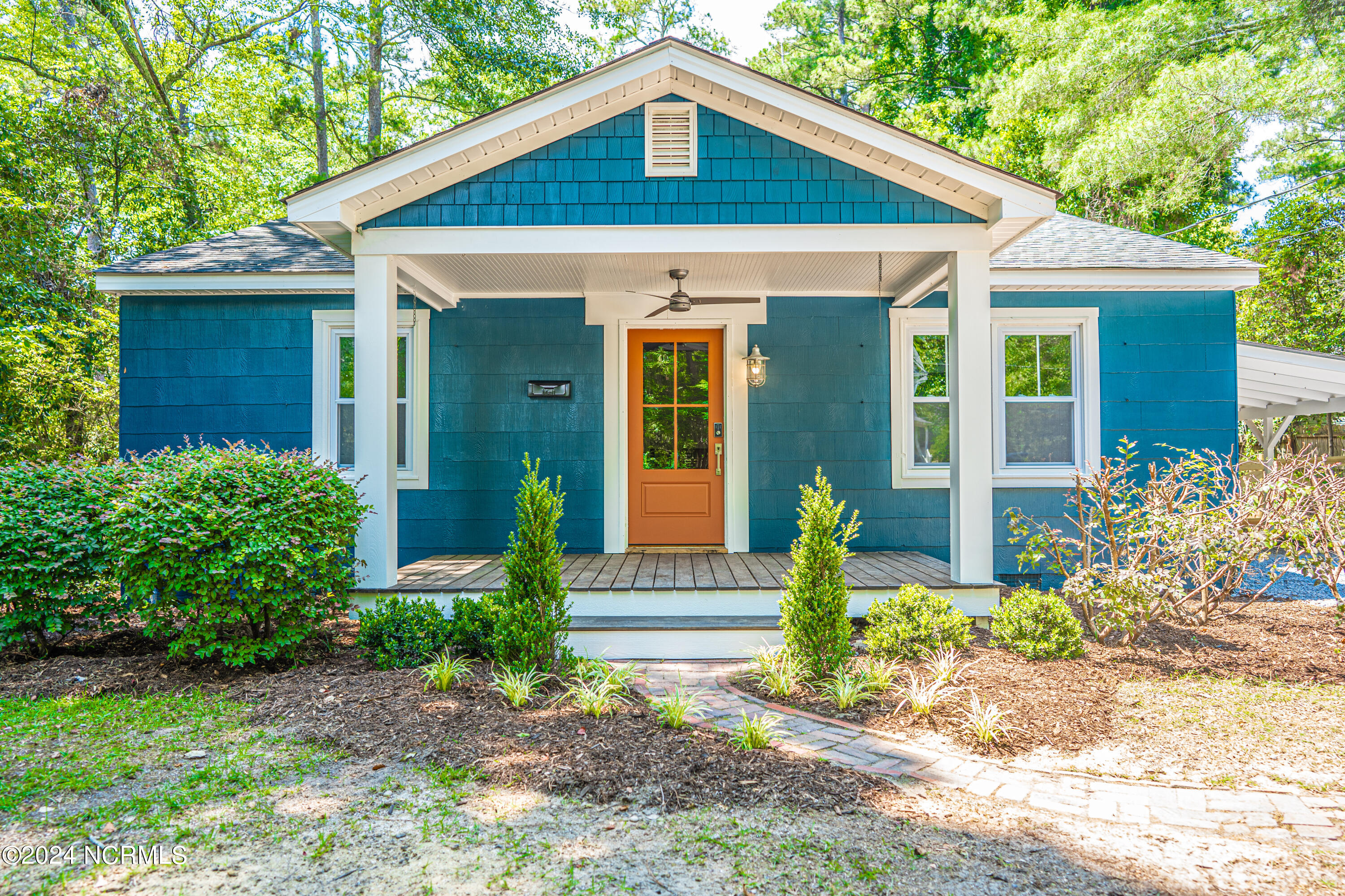440 South Ridge Street Southern Pines, NC 28387 - Photo 1 of 39 Front