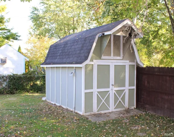 $214,900 | 151 Pleasant View Drive, Mitchell, IN 47446