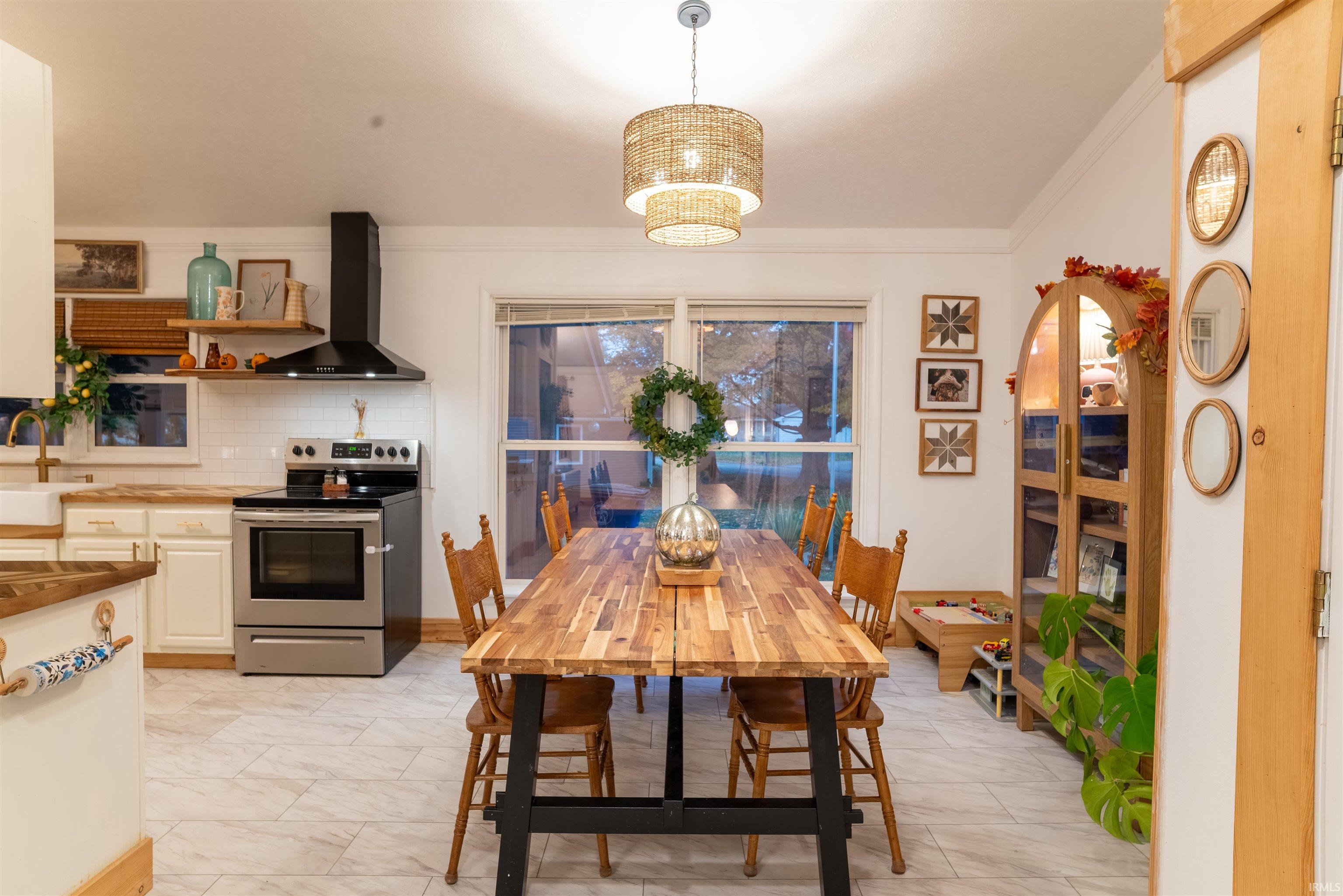 151 Pleasant View Drive Mitchell, IN 47446 - Photo 6 of 25