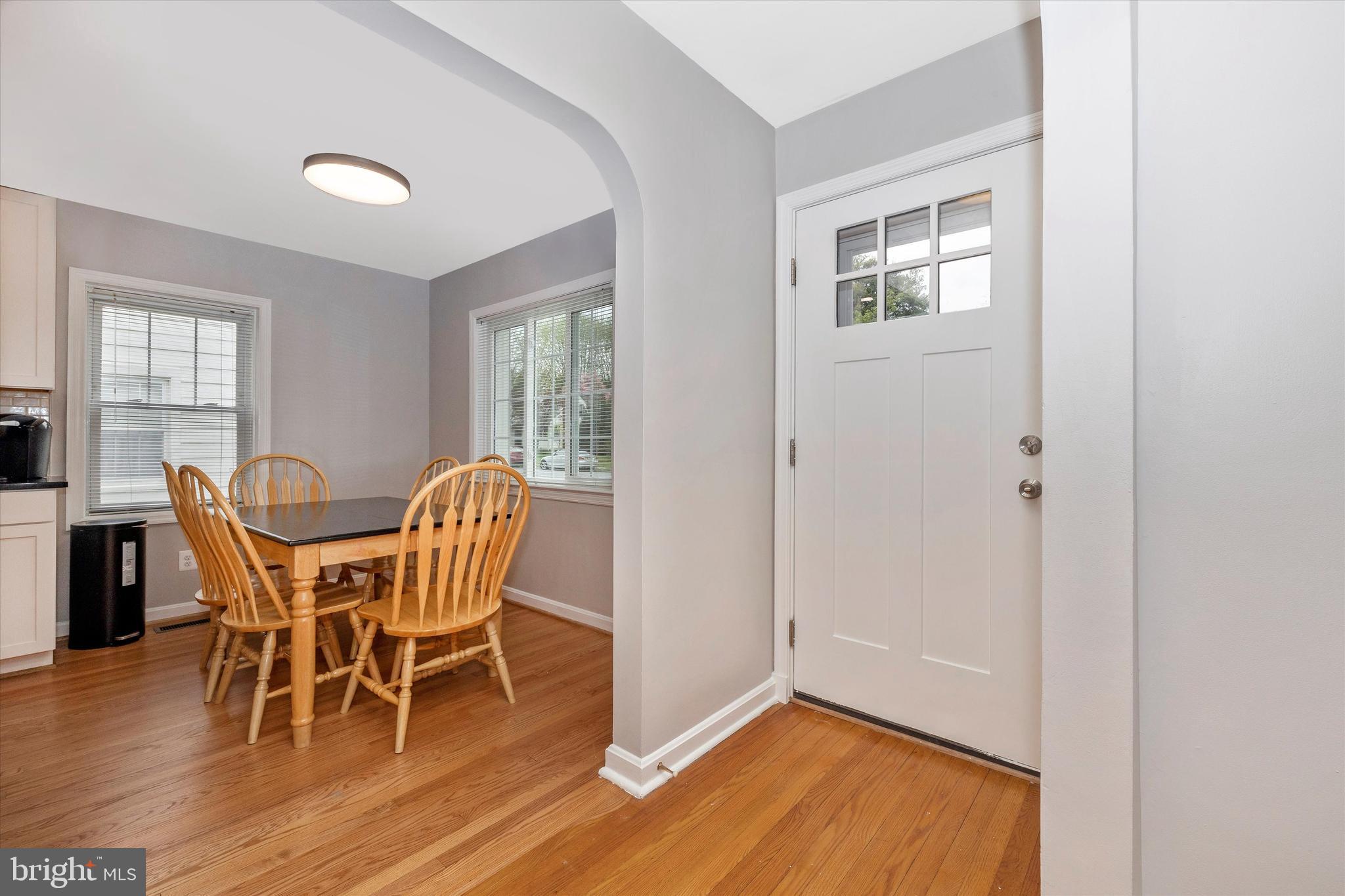 714 Fairview Avenue Frederick, MD 21701 - Photo 2 of 35