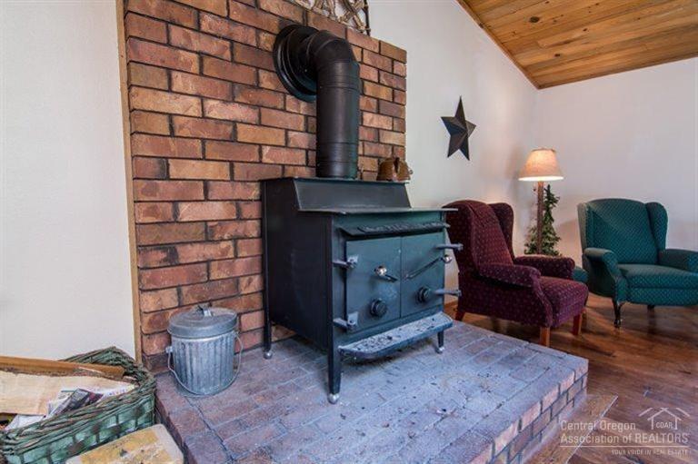 7 Timber Lane Sunriver, OR 97707 - Photo 6 of 23 Additional Photo