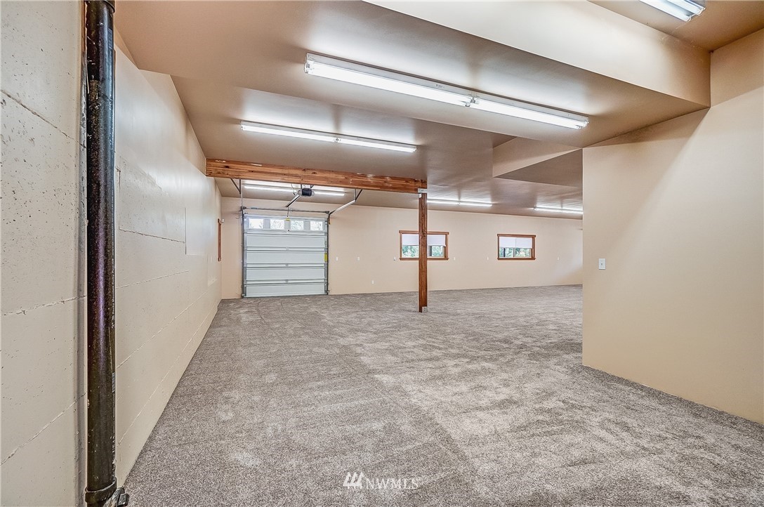 5802 Young Road Northwest Olympia, WA 98502 - Photo 29 of 40 Gallery Image 29