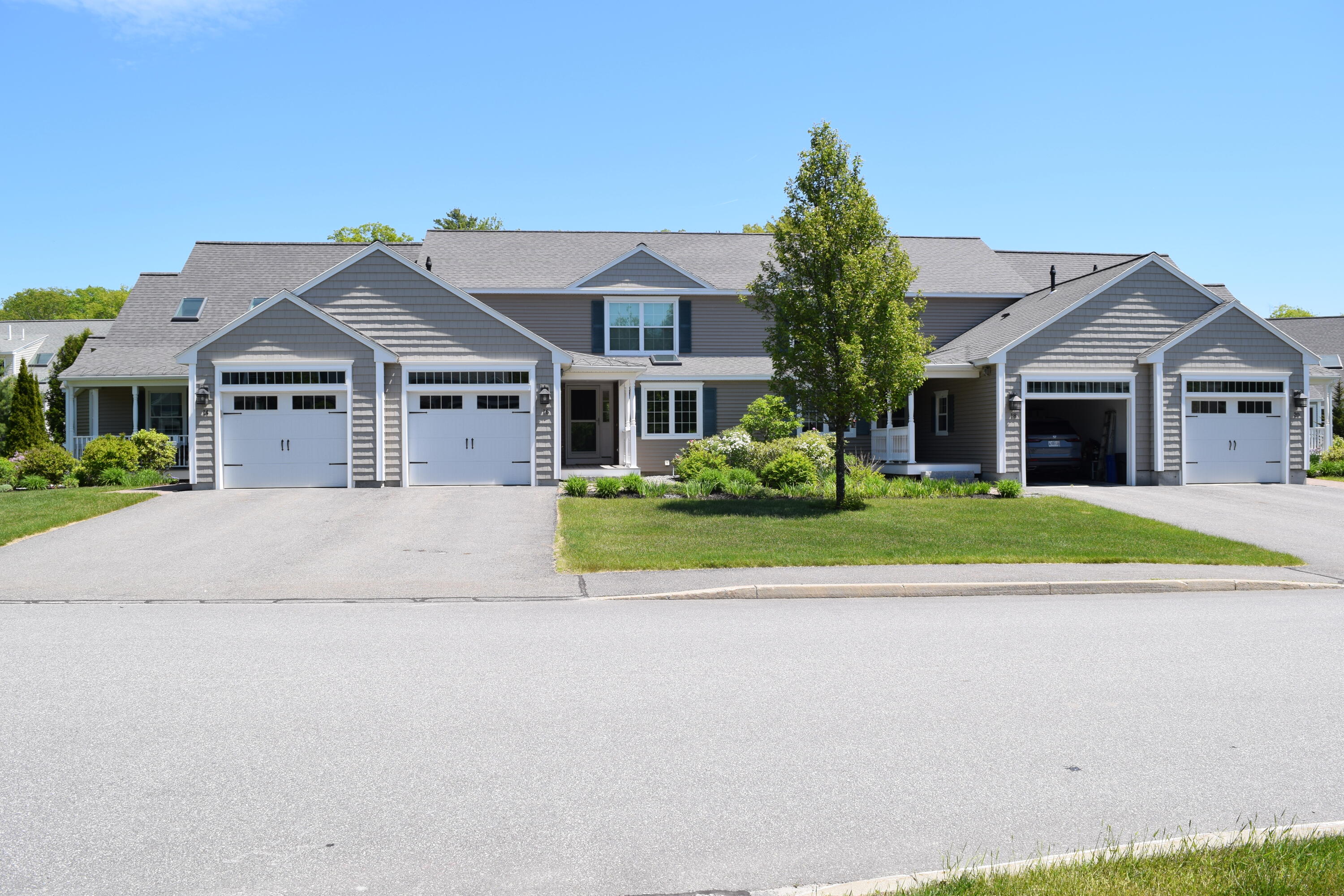16 Beryl Loop, Unit 16 Topsham, ME 04086 - Photo 3 of 44 DSC_1246