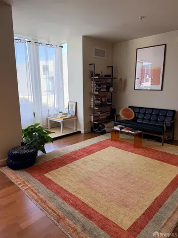 $4,000 | 81 Frank Norris Street, Unit 501, San Francisco, CA 94109