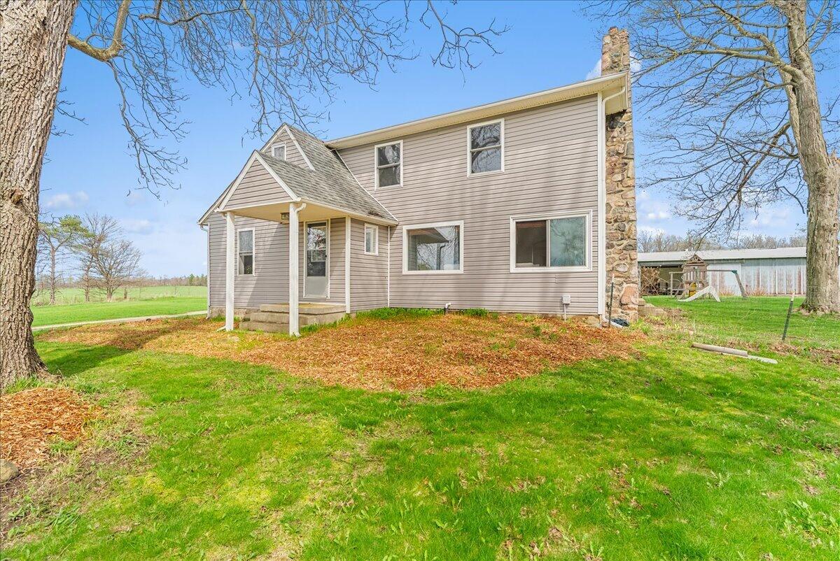 975 South Elliott Road Fowlerville, MI 48836 - Photo 2 of 56 02-Media Jett - 19