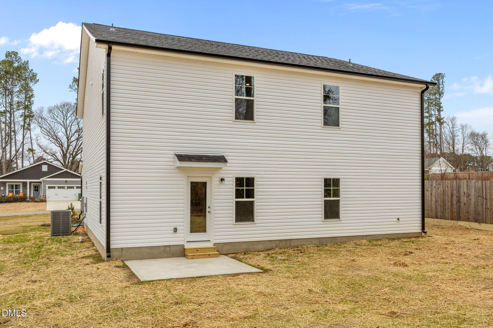 96 Regis Lane, Unit 19 Coats, NC 27521 - Photo 33 of 37 45-web-or-mls-IMG_6859