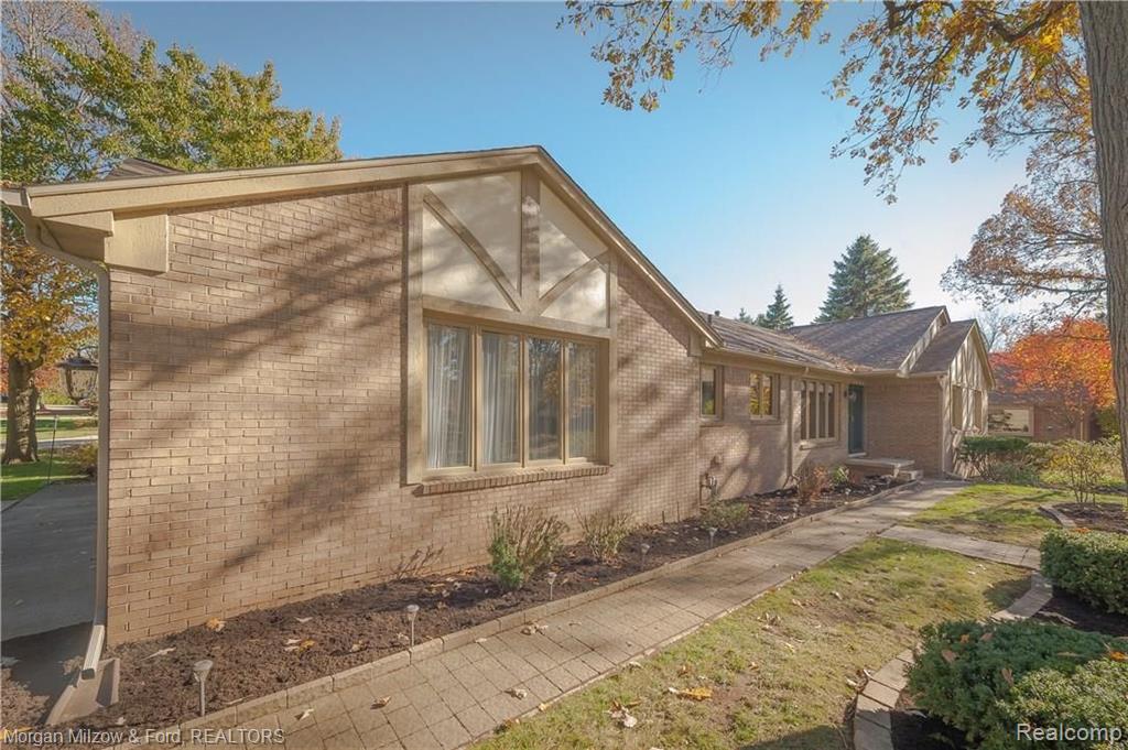1061 Hidden Lane Rochester Hills, MI 48309 - Photo 21 of 51