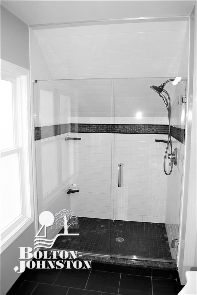 1240 Vernier Road Grosse Pointe, MI 48236 - Photo 13 of 13 Master Bath