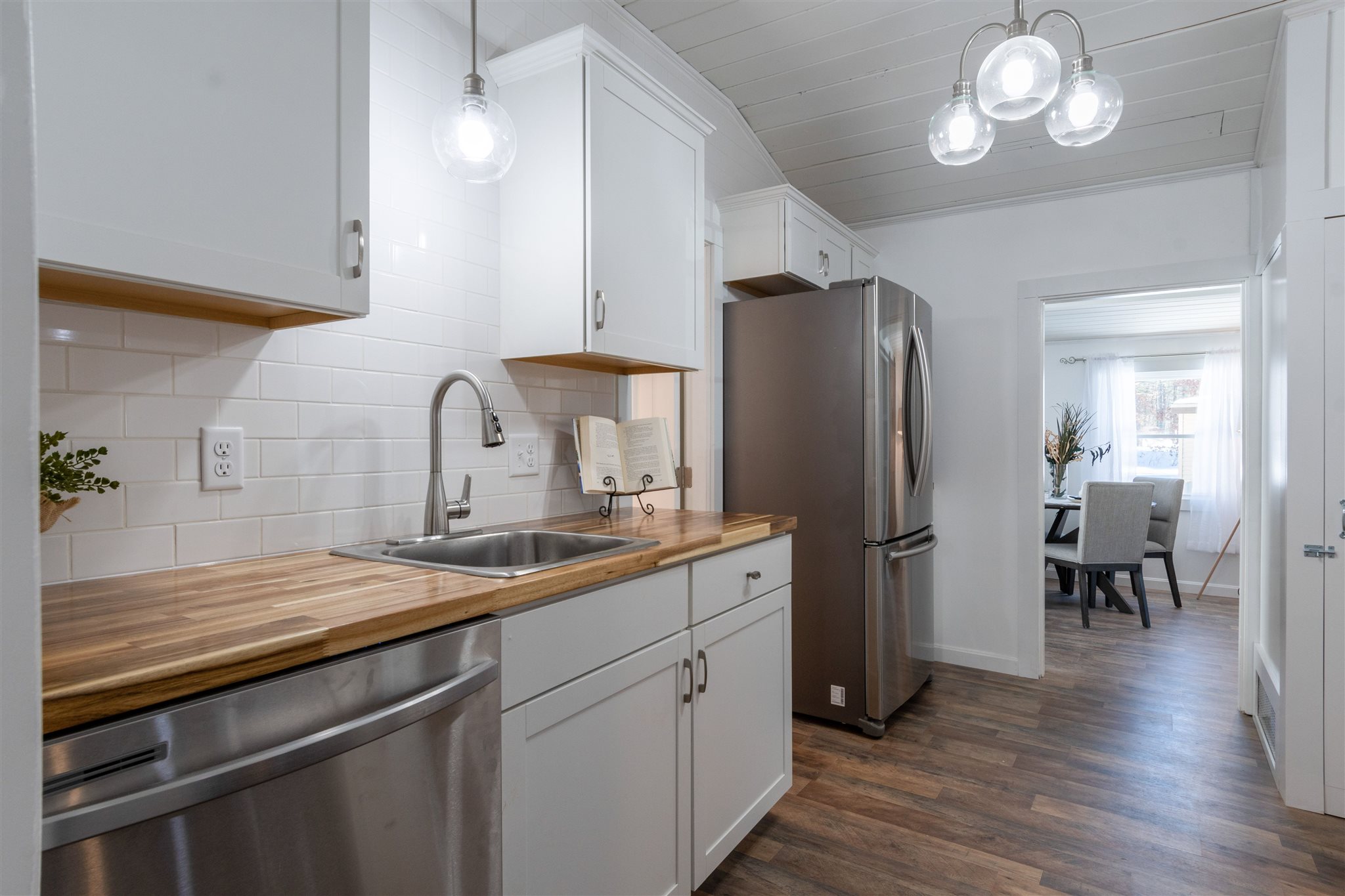 42 Sarette Road Goffstown, NH 03045 - Photo 7 of 39 Gallery Image 7